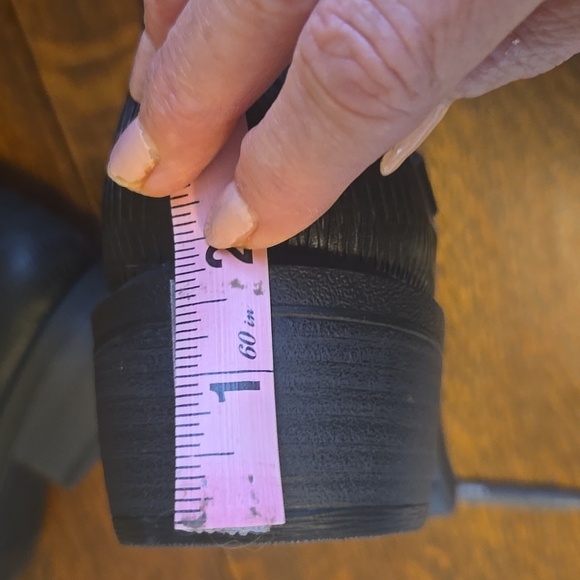 Baretraps Black Low Heel Boots New Without Box Size 9 M - Picture 11 of 16